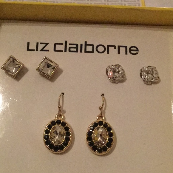 🌹NWT Just So Gorgeous Fun Rhinestone Earrings🌹 - Picture 2 of 4